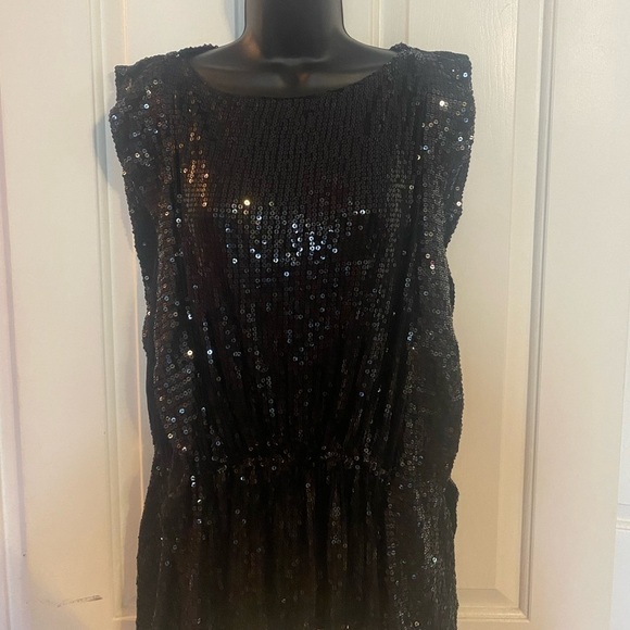 “FREE PEOPLE” Sequin Flutter Top - Picture 4 of 14